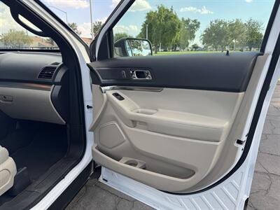 2015 Ford Explorer   - Photo 12 - Mesa, AZ 85210
