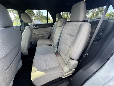 2015 Ford Explorer   - Photo 15 - Mesa, AZ 85210