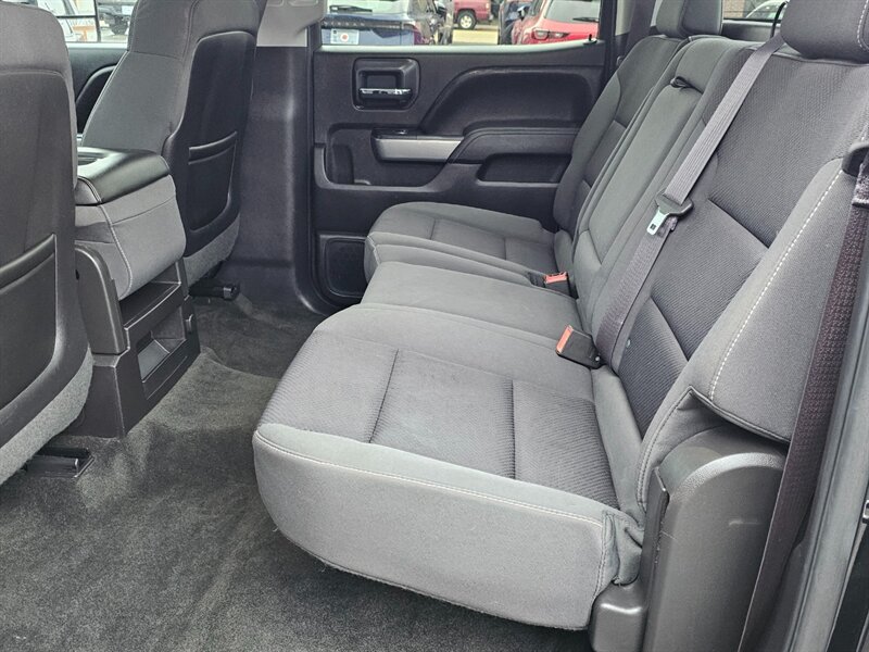 2015 Chevrolet Silverado 1500 LT Z71 - Photo 15 - De Pere, WI 54115