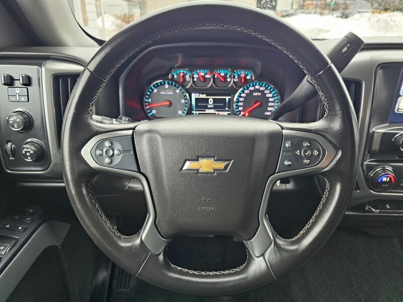 2015 Chevrolet Silverado 1500 LT Z71 - Photo 5 - De Pere, WI 54115