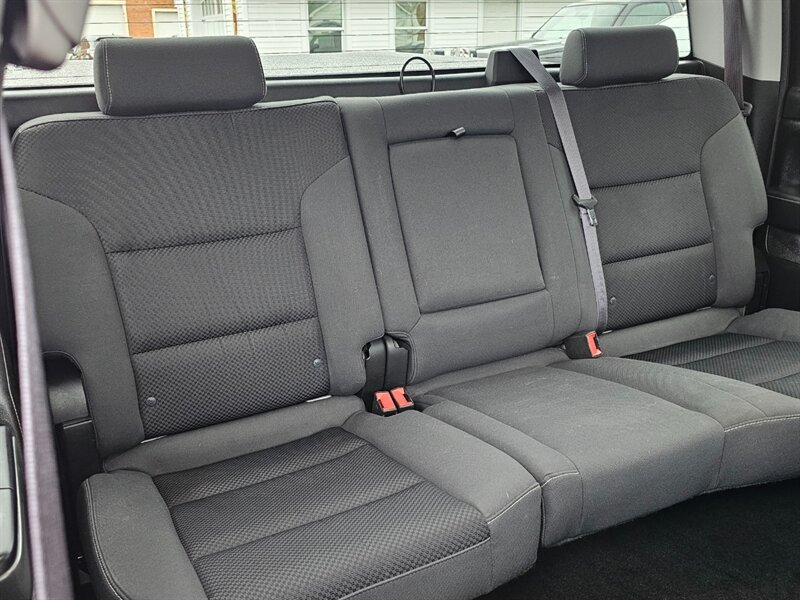 2015 Chevrolet Silverado 1500 LT Z71 - Photo 17 - De Pere, WI 54115