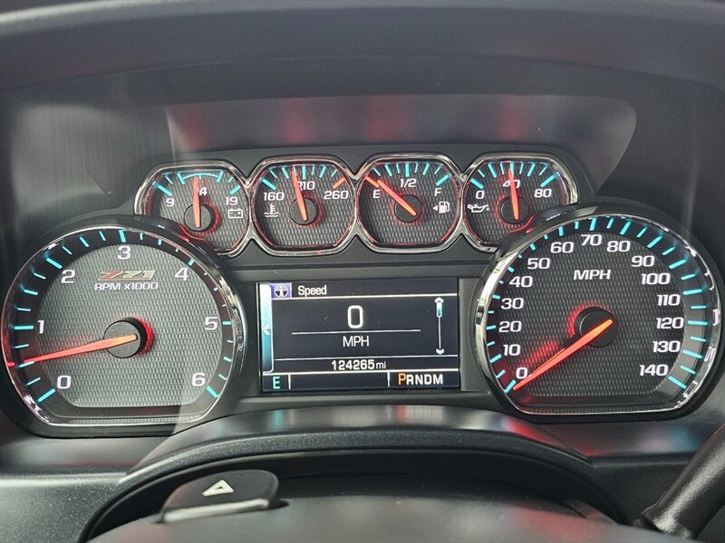 2015 Chevrolet Silverado 1500 LT Z71 - Photo 6 - De Pere, WI 54115