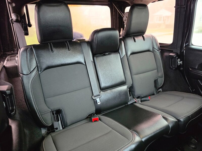 2020 Jeep Wrangler Unlimited Freedom - Photo 12 - De Pere, WI 54115