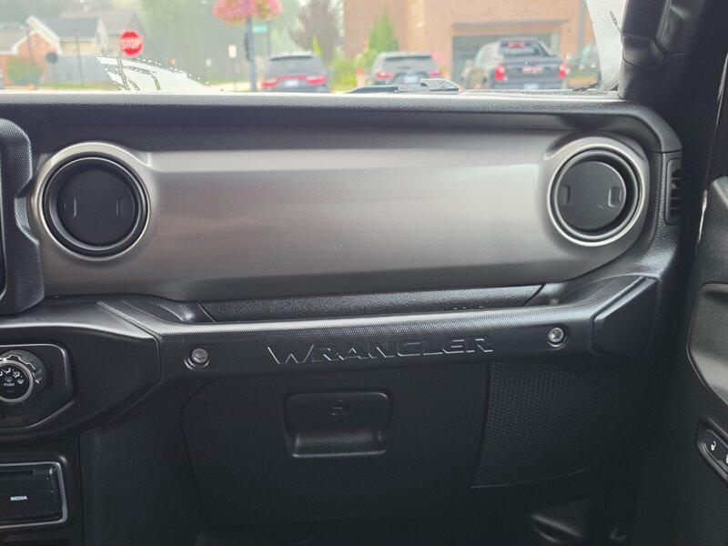 2020 Jeep Wrangler Unlimited Freedom - Photo 20 - De Pere, WI 54115