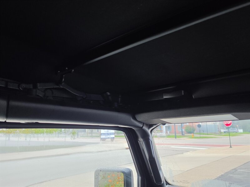 2020 Jeep Wrangler Unlimited Freedom - Photo 23 - De Pere, WI 54115