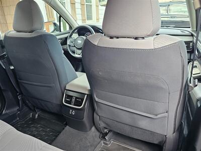 2025 Subaru Outback Premium   - Photo 32 - De Pere, WI 54115