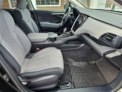 2025 Subaru Outback Premium   - Photo 13 - De Pere, WI 54115