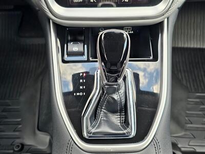 2025 Subaru Outback Premium   - Photo 28 - De Pere, WI 54115