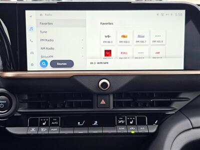 2023 Toyota Crown XLE   - Photo 6 - De Pere, WI 54115