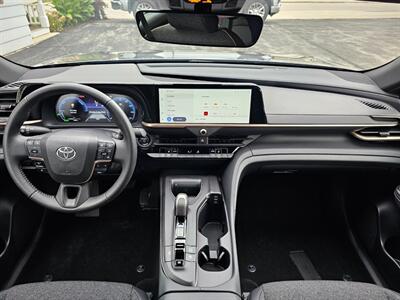 2023 Toyota Crown XLE   - Photo 4 - De Pere, WI 54115