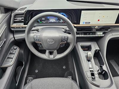 2023 Toyota Crown XLE   - Photo 28 - De Pere, WI 54115