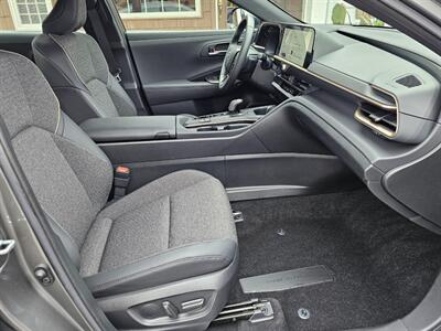 2023 Toyota Crown XLE   - Photo 11 - De Pere, WI 54115