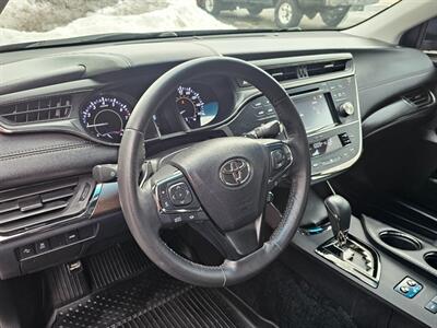 2017 Toyota Avalon XLE Plus   - Photo 27 - De Pere, WI 54115