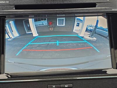 2017 Toyota Avalon XLE Plus   - Photo 10 - De Pere, WI 54115