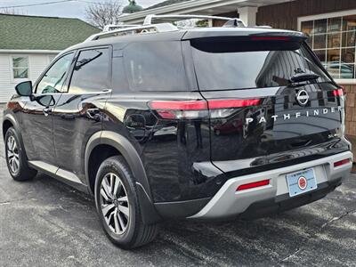 2023 Nissan Pathfinder SL   - Photo 26 - De Pere, WI 54115