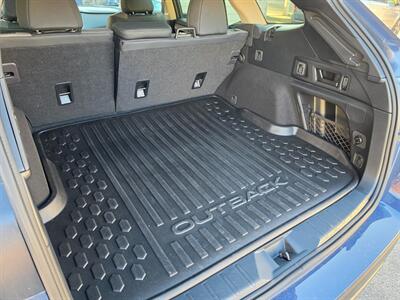2025 Subaru Outback Onyx Edition   - Photo 33 - De Pere, WI 54115