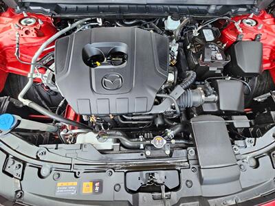 2025 Mazda CX-50 2.5 S Premium Plus   - Photo 20 - De Pere, WI 54115