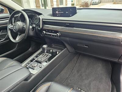 2025 Mazda CX-50 2.5 S Premium Plus   - Photo 11 - De Pere, WI 54115
