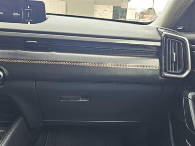 2025 Mazda CX-50 2.5 S Premium Plus   - Photo 31 - De Pere, WI 54115