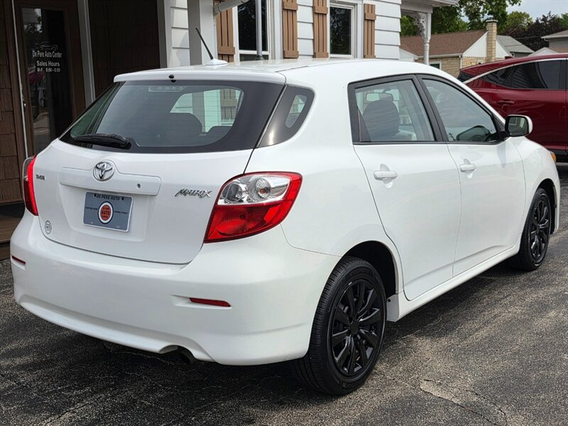 2009 Toyota Matrix - Photo 25 - De Pere, WI 54115