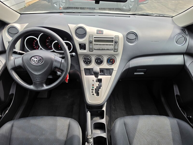 2009 Toyota Matrix - Photo 4 - De Pere, WI 54115