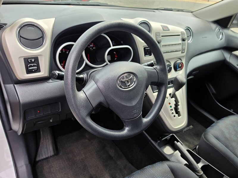 2009 Toyota Matrix - Photo 26 - De Pere, WI 54115