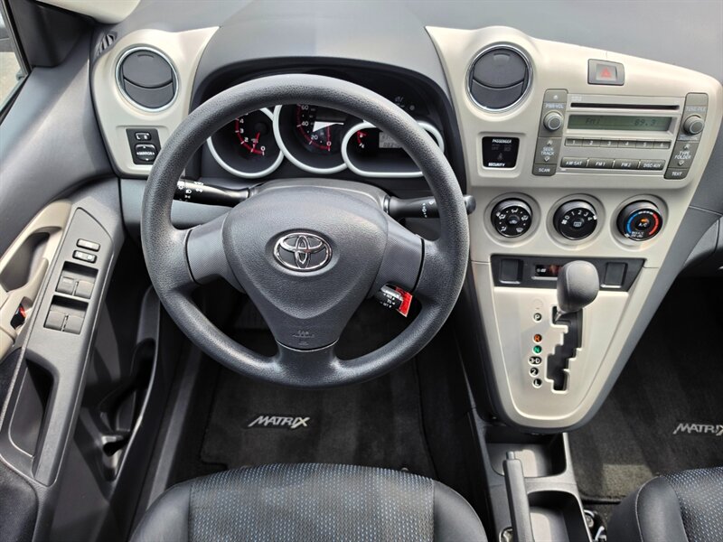 2009 Toyota Matrix - Photo 5 - De Pere, WI 54115