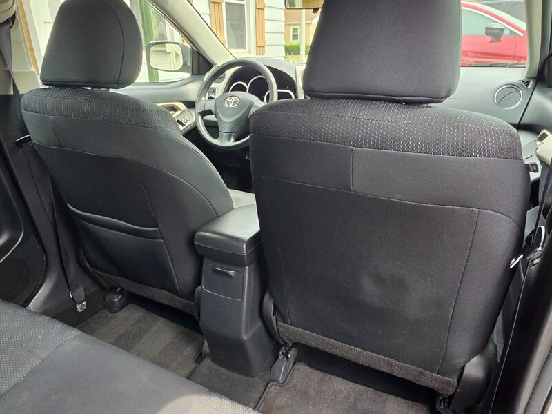 2009 Toyota Matrix - Photo 12 - De Pere, WI 54115