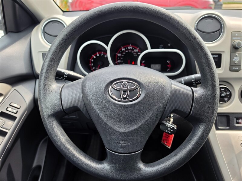 2009 Toyota Matrix - Photo 6 - De Pere, WI 54115