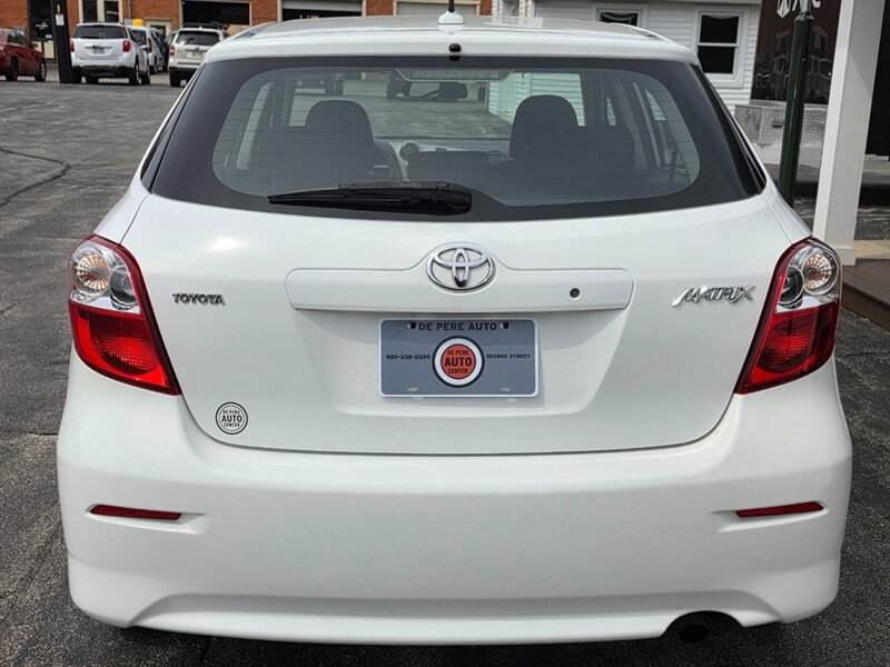 2009 Toyota Matrix - Photo 24 - De Pere, WI 54115
