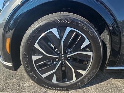 2023 Kia EV6 Wind   - Photo 43 - De Pere, WI 54115