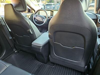 2023 Kia EV6 Wind   - Photo 34 - De Pere, WI 54115
