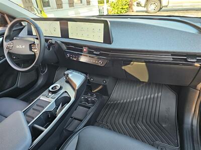 2023 Kia EV6 Wind   - Photo 12 - De Pere, WI 54115