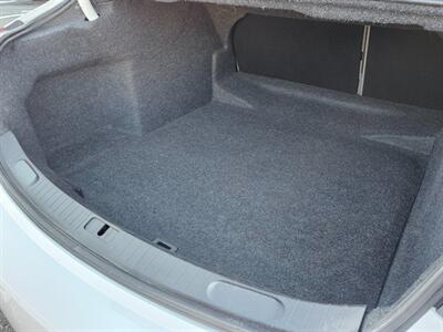 2014 Chevrolet Impala LT 2LT   - Photo 32 - De Pere, WI 54115