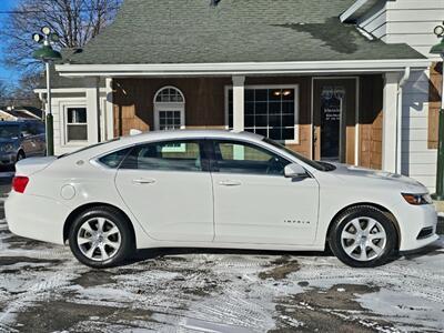 2014 Chevrolet Impala LT 2LT   - Photo 2 - De Pere, WI 54115