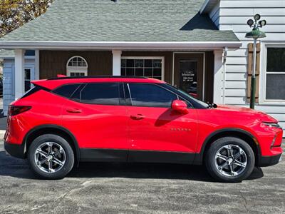 2023 Chevrolet Blazer LT - Photo 2 - De Pere, WI 54115