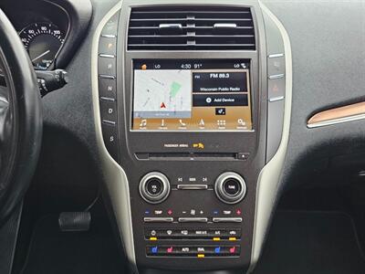 2017 Lincoln MKC Reserve   - Photo 9 - De Pere, WI 54115