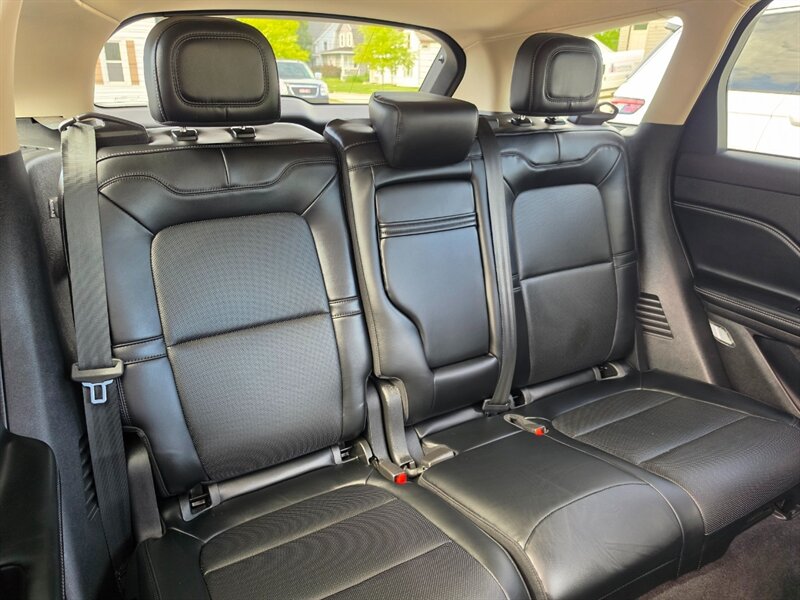 2023 Lincoln Corsair Standard - Photo 16 - De Pere, WI 54115