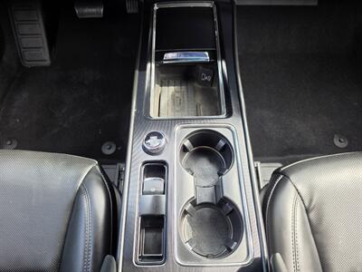2023 Lincoln Corsair Standard - Photo 10 - De Pere, WI 54115