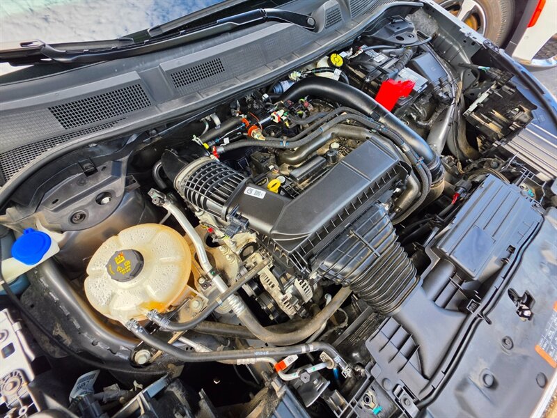 2023 Lincoln Corsair Standard - Photo 38 - De Pere, WI 54115
