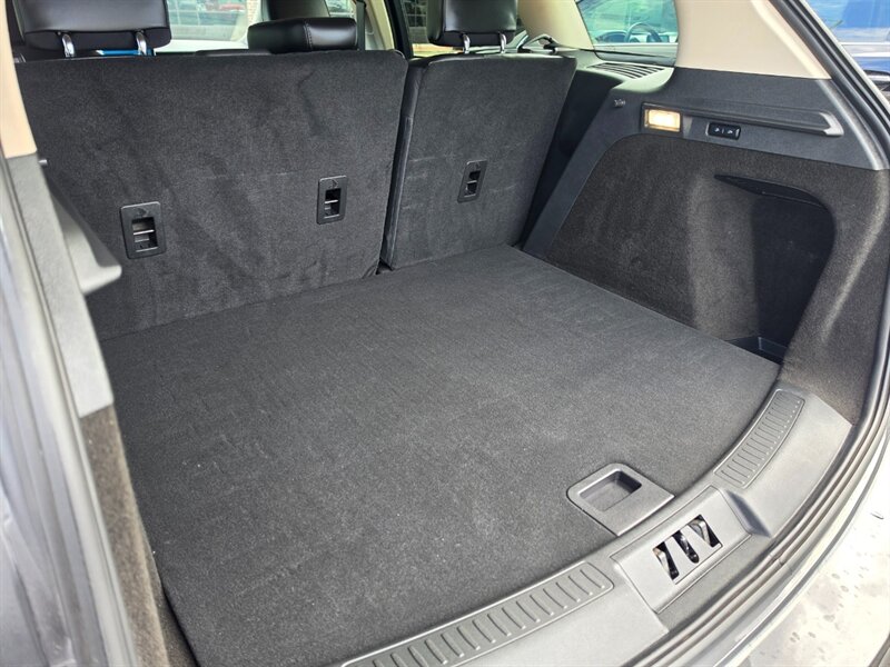 2023 Lincoln Corsair Standard - Photo 35 - De Pere, WI 54115