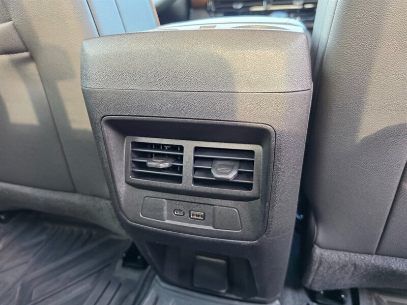 2023 GMC Canyon AT4 - Photo 34 - De Pere, WI 54115