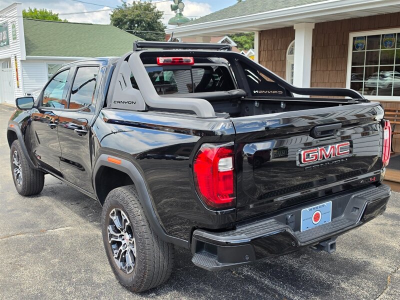2023 GMC Canyon AT4 - Photo 23 - De Pere, WI 54115