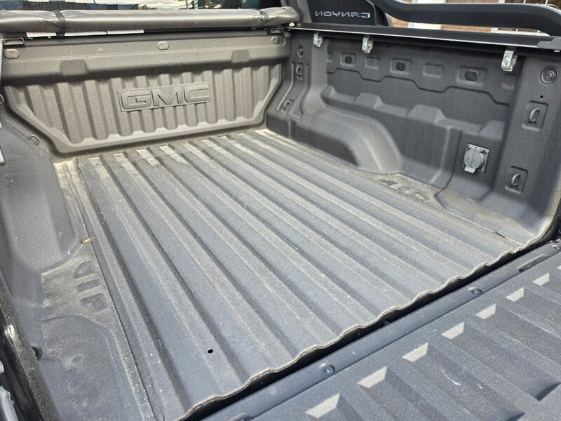 2023 GMC Canyon AT4 - Photo 37 - De Pere, WI 54115