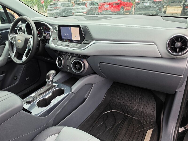 2019 Chevrolet Blazer Base 3LT - Photo 13 - De Pere, WI 54115