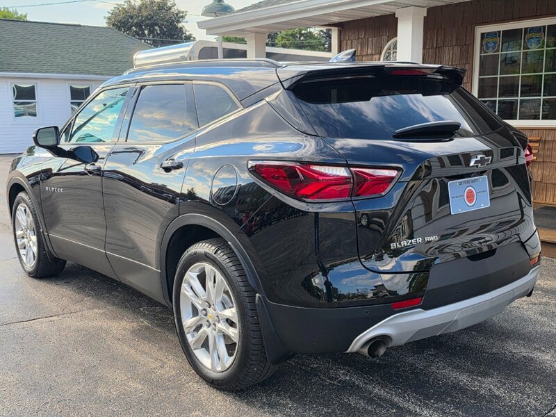 2019 Chevrolet Blazer Base 3LT - Photo 11 - De Pere, WI 54115