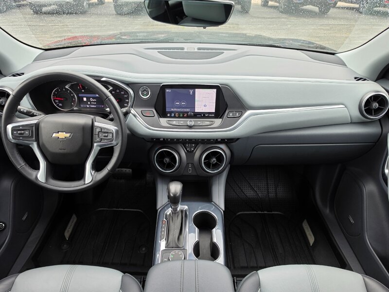 2019 Chevrolet Blazer Base 3LT - Photo 5 - De Pere, WI 54115