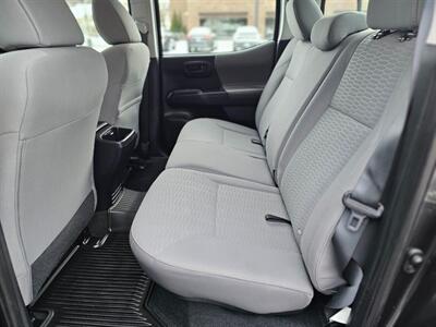 2017 Toyota Tacoma SR V6   - Photo 14 - De Pere, WI 54115