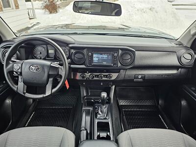 2017 Toyota Tacoma SR V6   - Photo 4 - De Pere, WI 54115