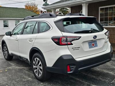 2022 Subaru Outback 2.5i   - Photo 27 - De Pere, WI 54115